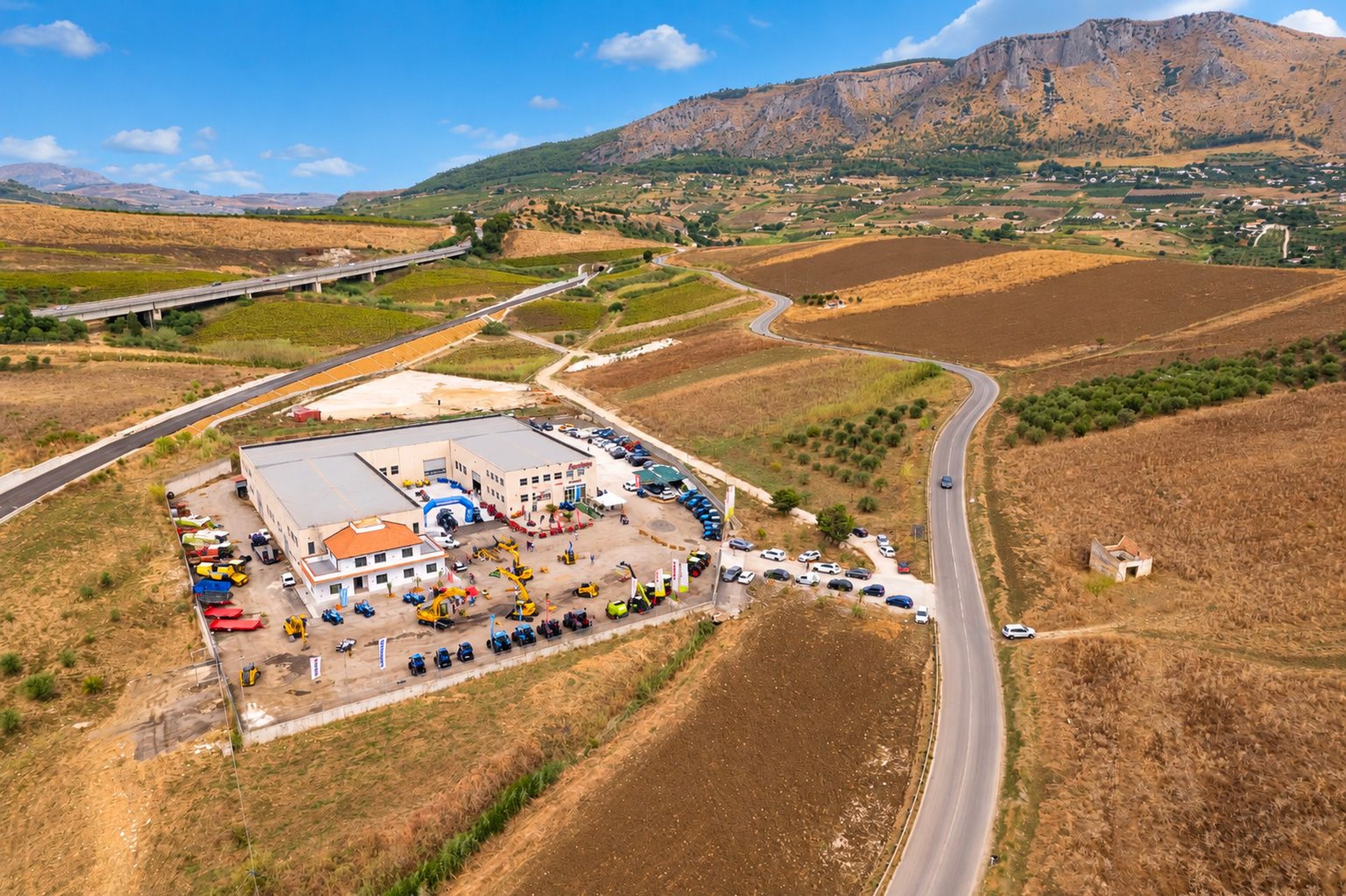 Sede Agrima Macchine Agricole vista dall'alto, Calatafimi